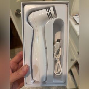 Nira Laser Pro Skincare Tool with USB Charging. Like new-rarely used